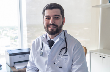 Dr. Davi de Brito Câmara - Médico da Clínica Intrador